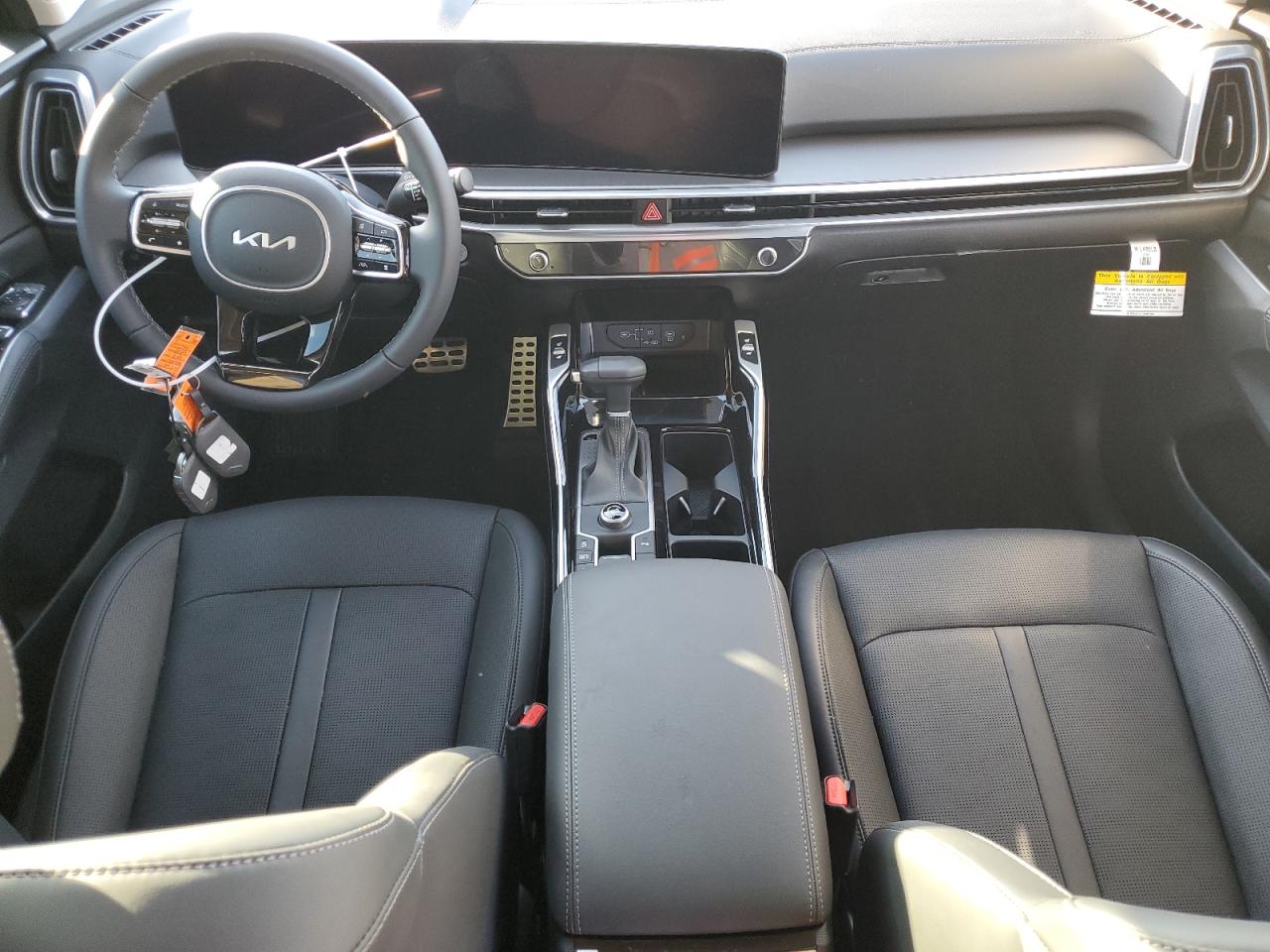 2024 Kia Sorento - Image 8