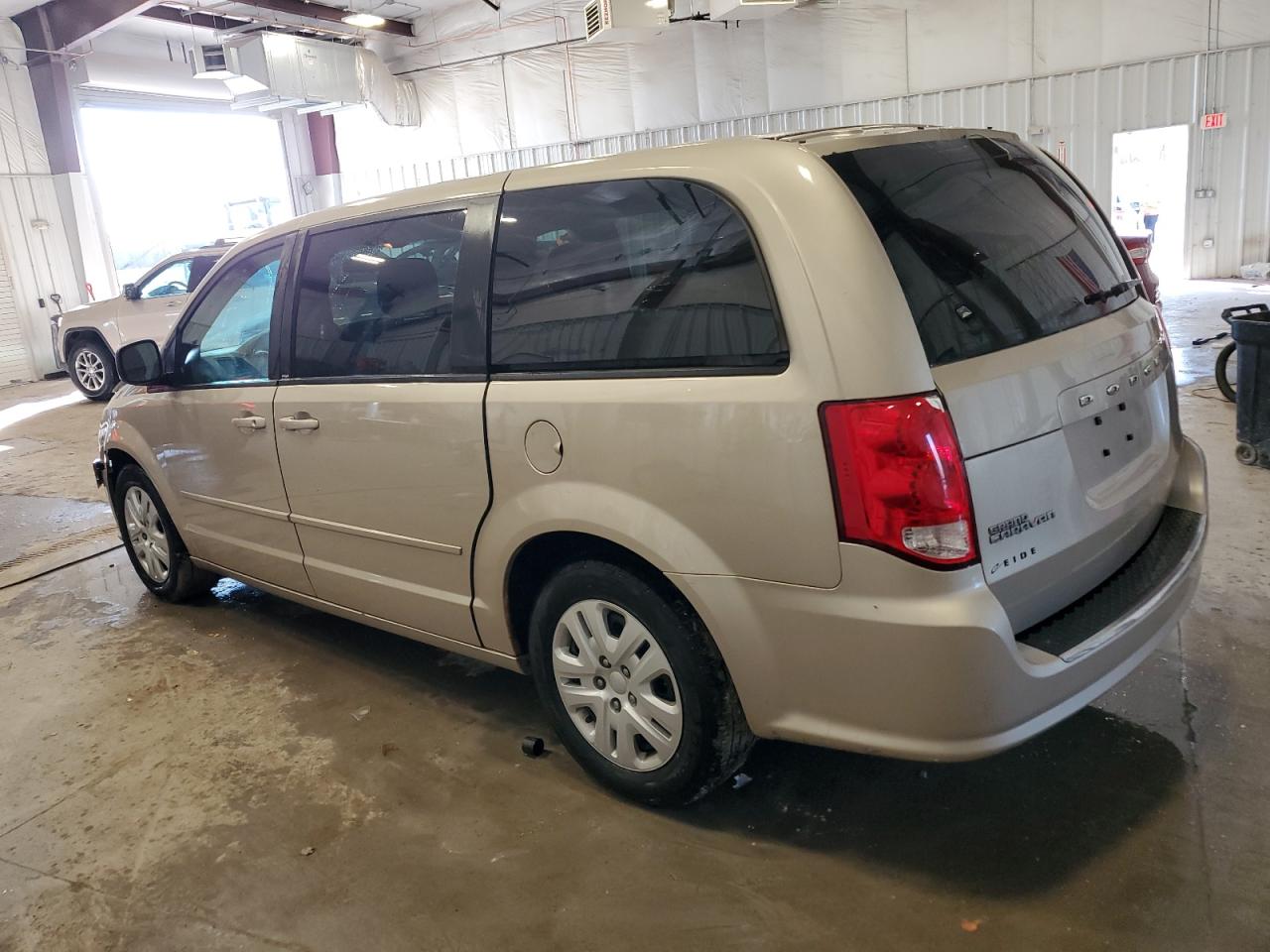 2014 Dodge Caravan - Image 2