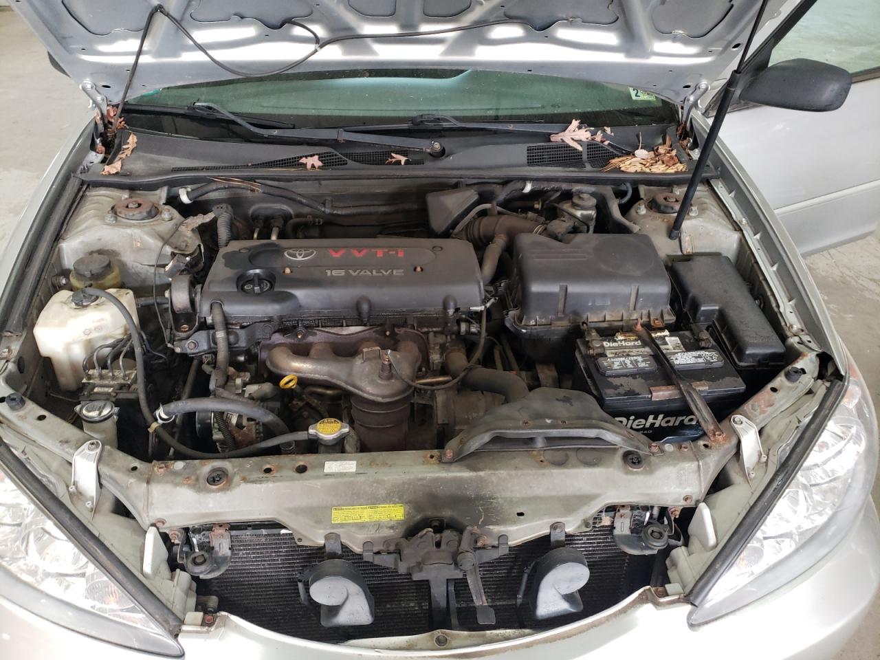 2005 Toyota Camry - Image 13