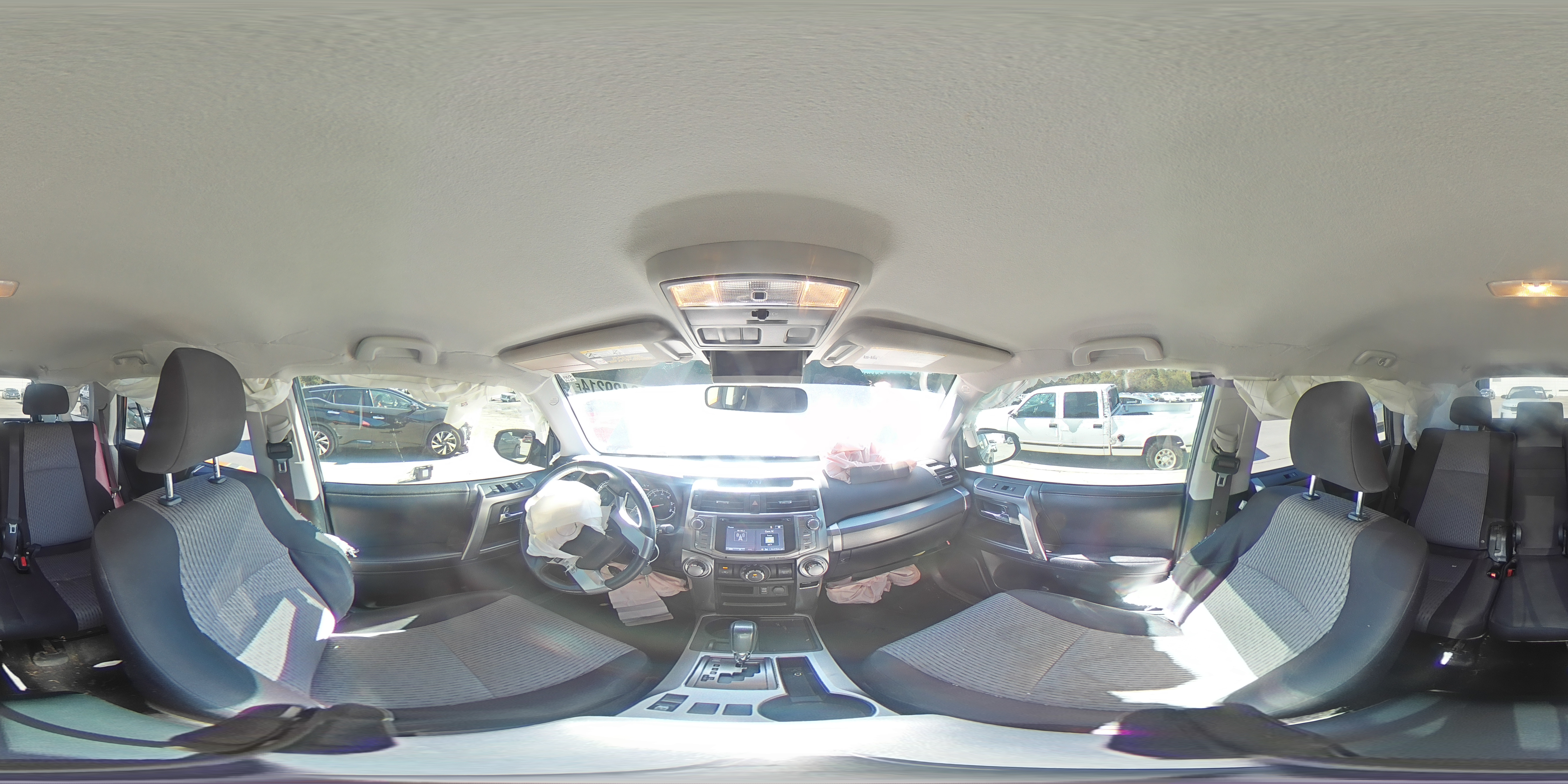 2018 Toyota 4Runner - Image 13