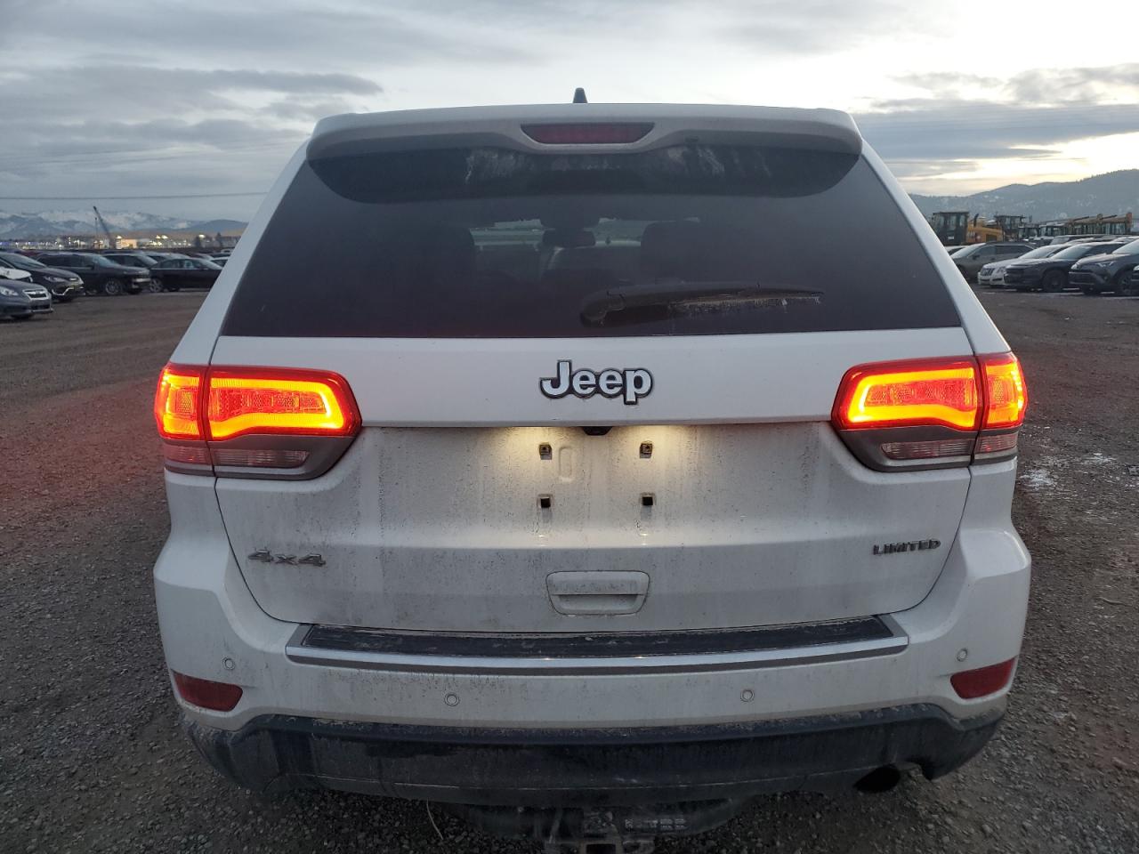 2015 Jeep Grand Cherokee - Image 6