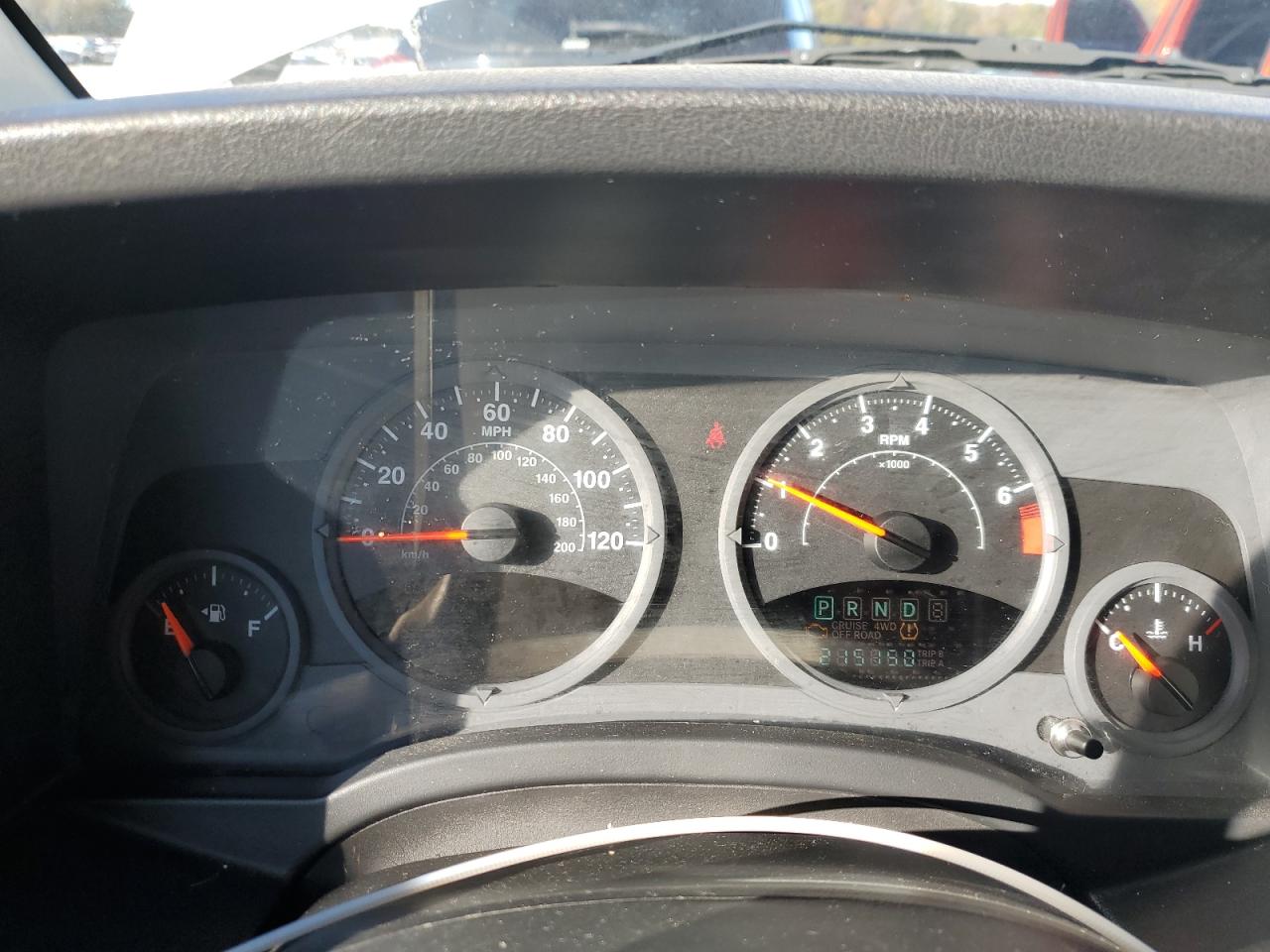 2008 Jeep Compass Sport VIN: 1J8FT47W78D725482 Lot: 81836684