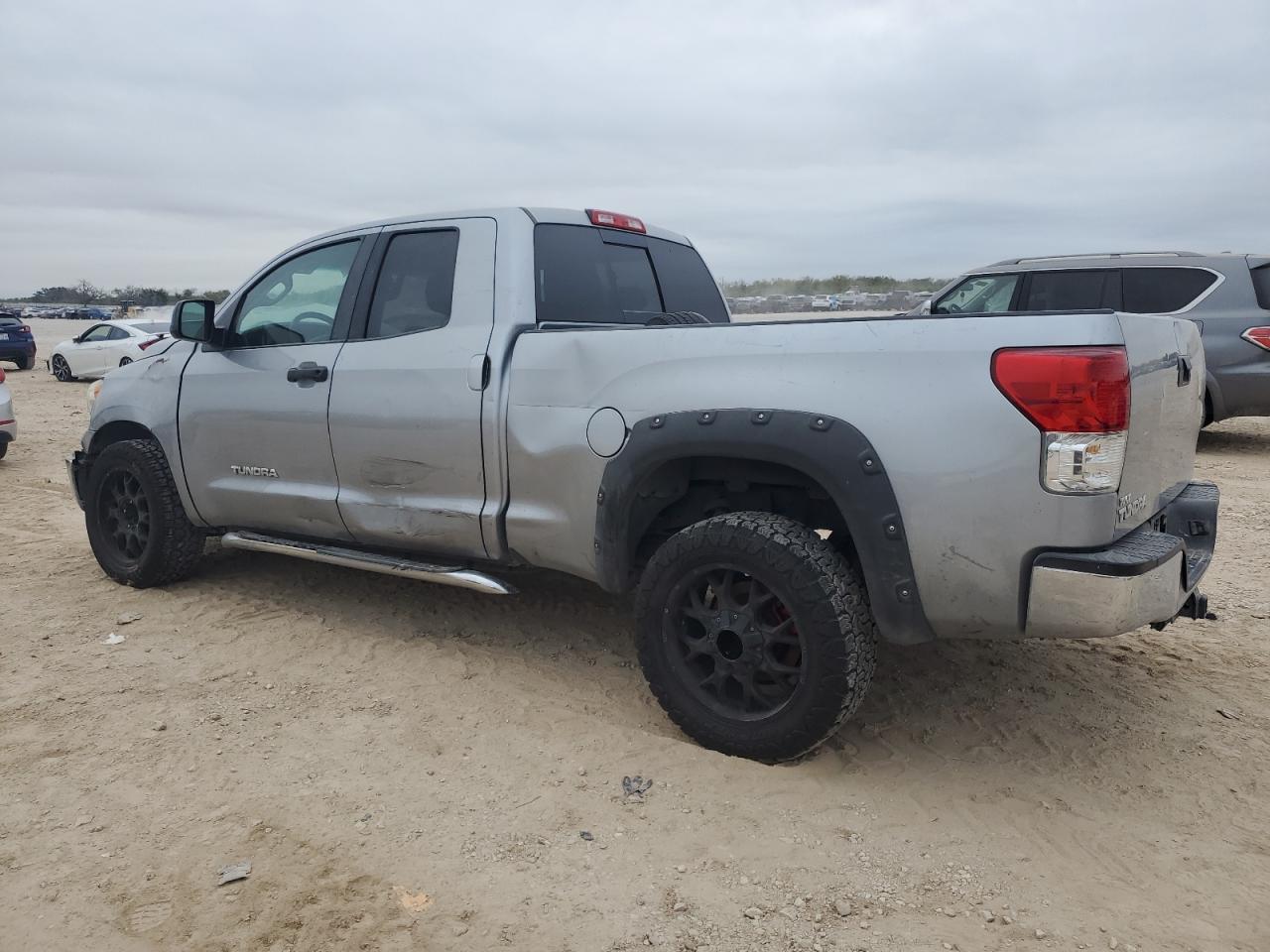 2011 Toyota Tundra - Image 2