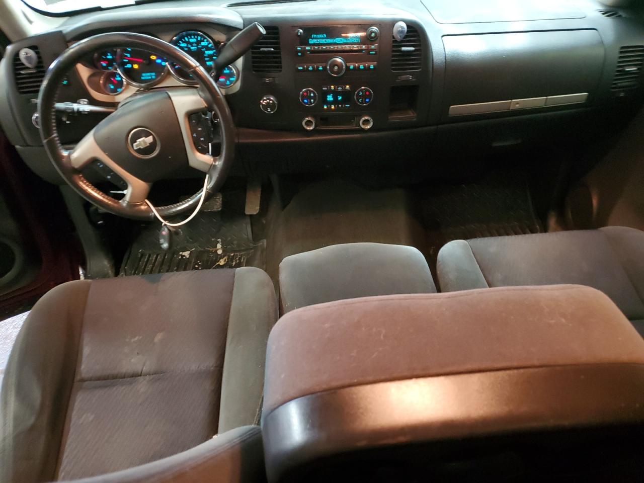 2008 Chevrolet Silverado - Image 8