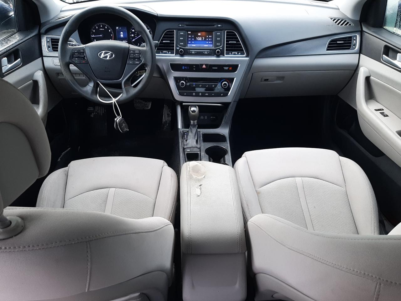 2015 Hyundai Sonata - Image 8