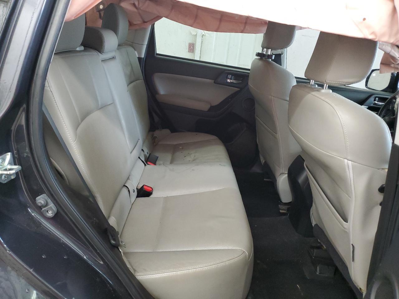 2015 Subaru Forester - Image 11