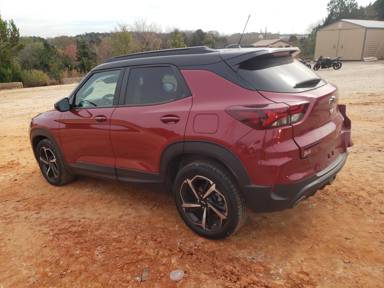 2021 Chevrolet TrailBlazer - Image 2