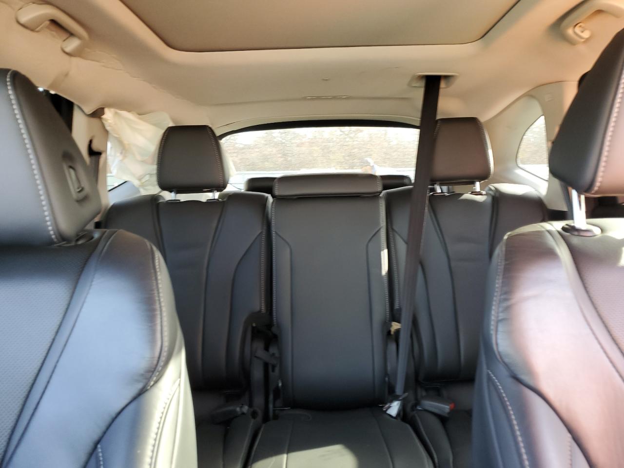 2022 Acura MDX - Image 10