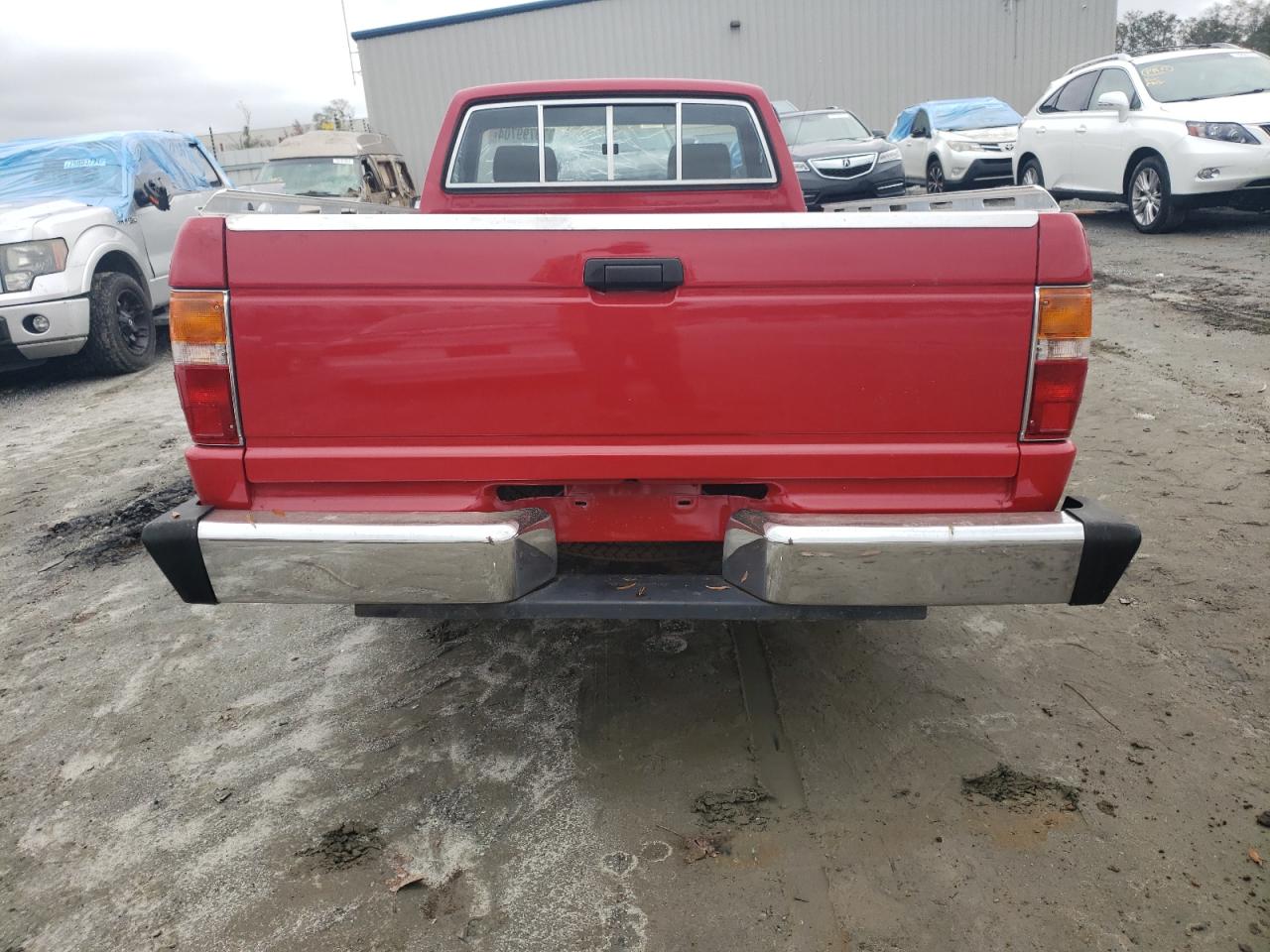 1987 Toyota Pickup 1/2 Ton Rn55 Dlx VIN: JT4RN55D4H0243985 Lot: 79799704