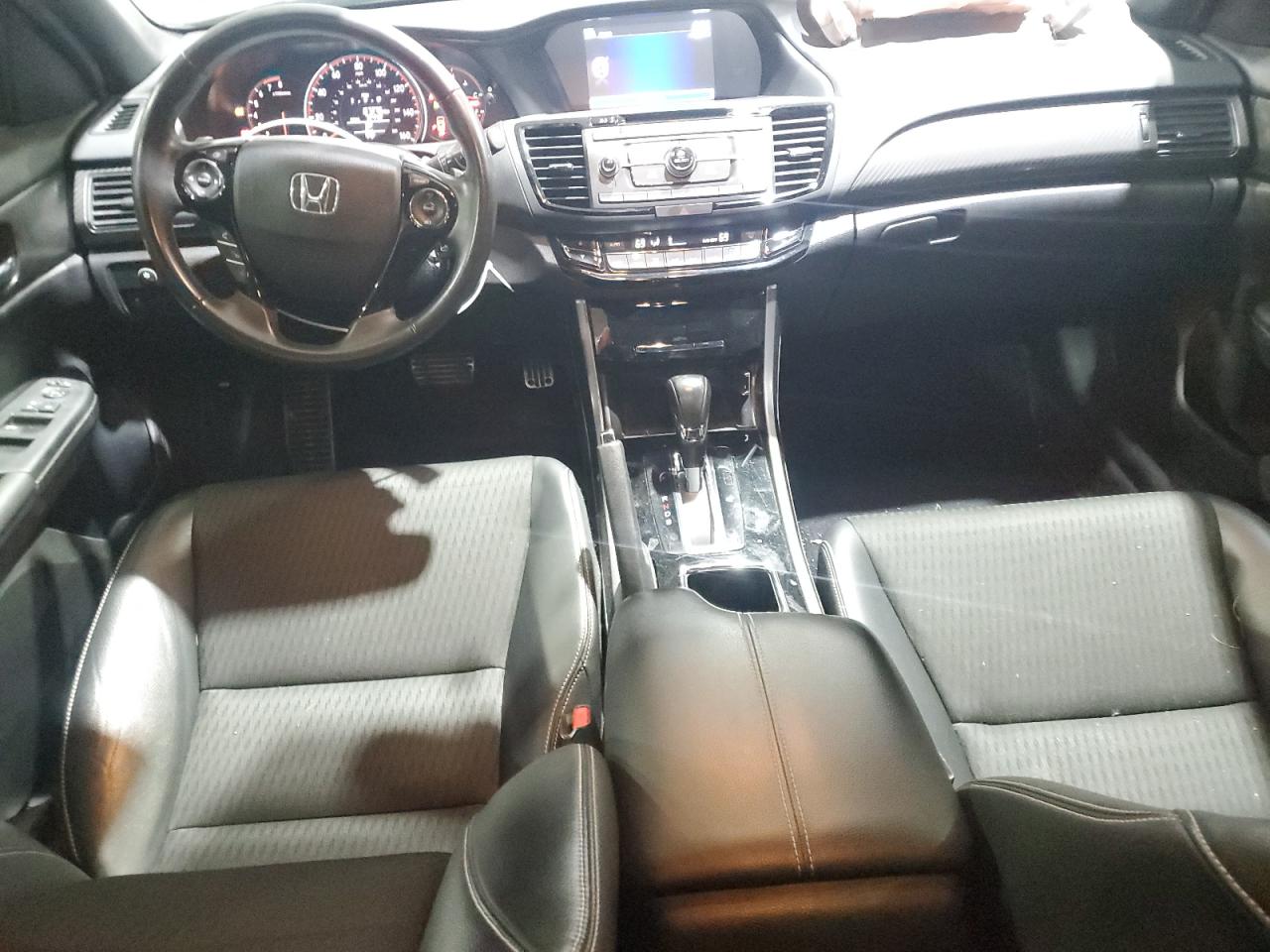 2016 Honda Accord - Image 8