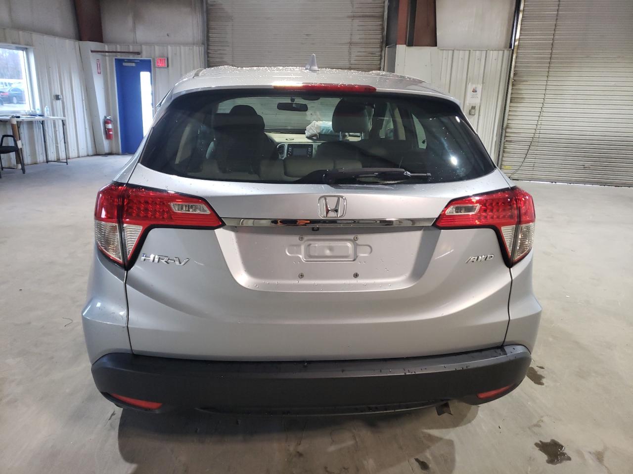 2020 Honda Hr-V Lx VIN: 3CZRU6H36LM706415 Lot: 81549164