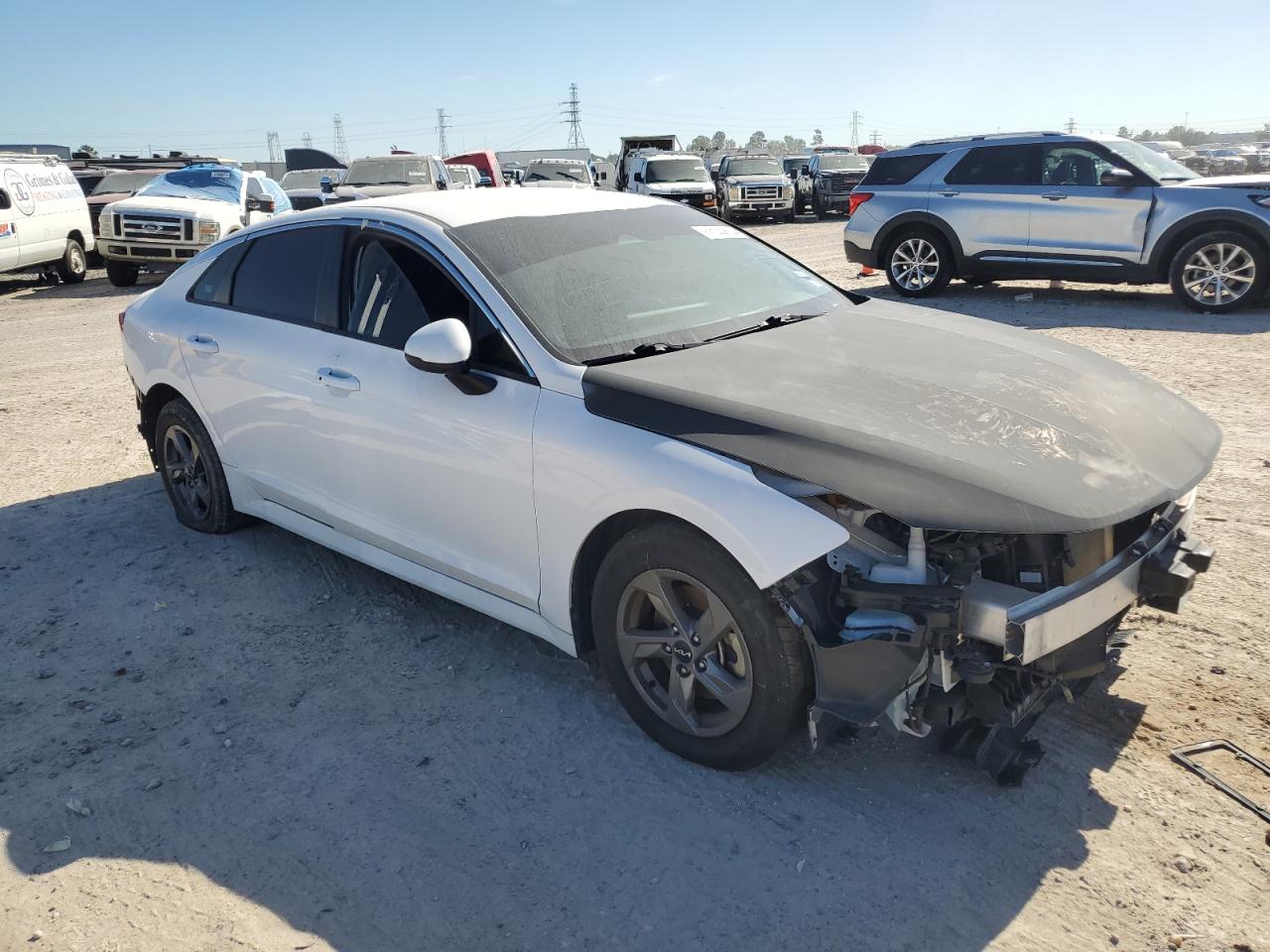 2023 Kia K5 - Image 4