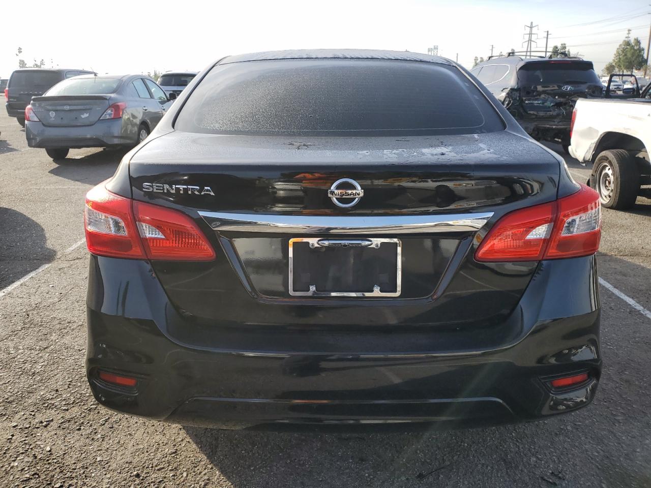 2017 Nissan Sentra S VIN: 3N1AB7AP2HY391983 Lot: 81562394