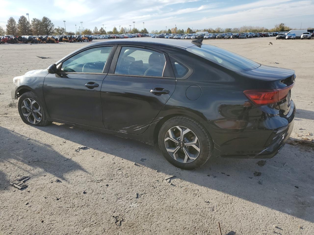 2019 Kia Forte - Image 2