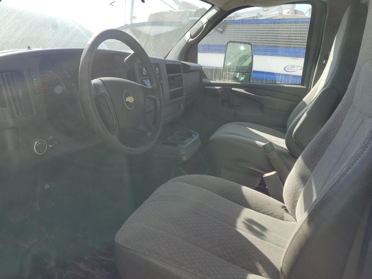 2013 Chevrolet Express - Image 7