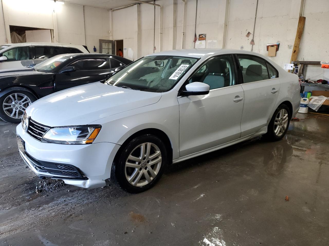 3VW2B7AJ1HM363545 2017 VOLKSWAGEN JETTA - Image 1
