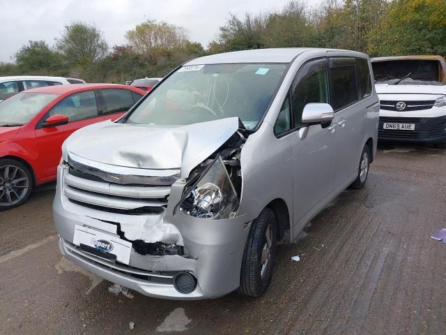 2007 TOYOTA VOXY for sale at Copart SANDWICH