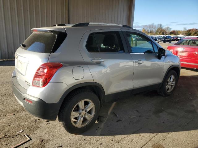 Паркетники CHEVROLET TRAX 2016 Серебристый
