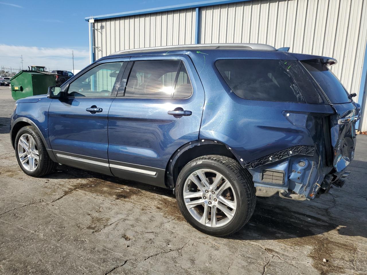 VIN 1FM5K8D81GGA03923 2016 FORD EXPLORER no.2