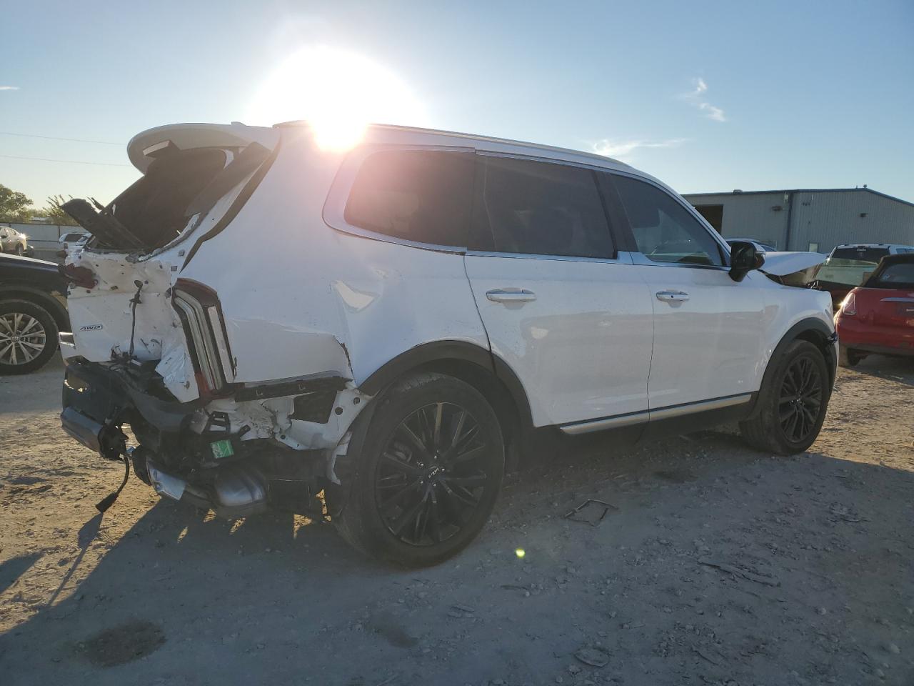 2022 Kia Telluride - Image 3