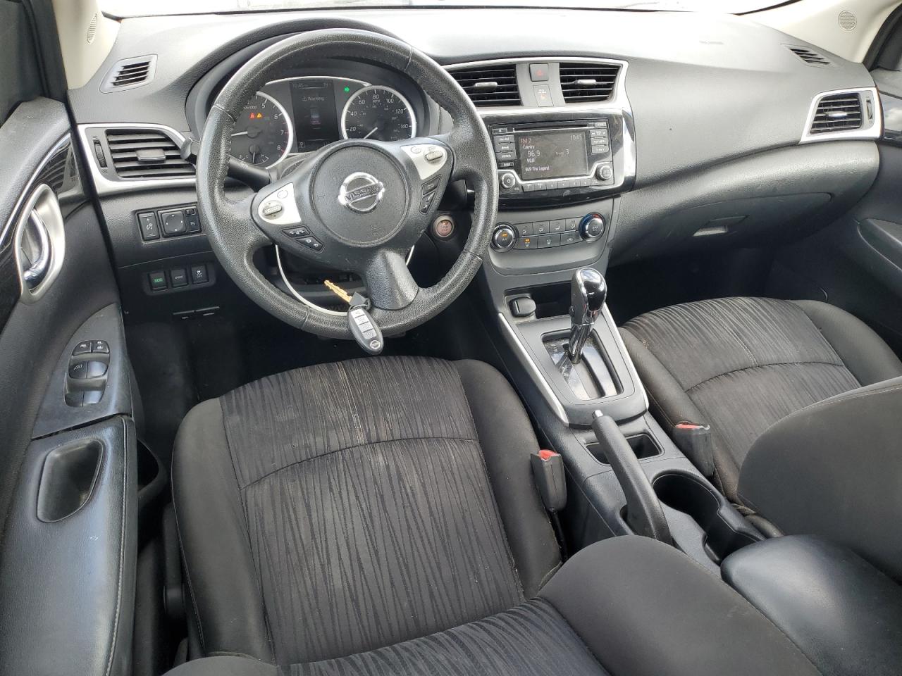 2017 Nissan Sentra - Image 8