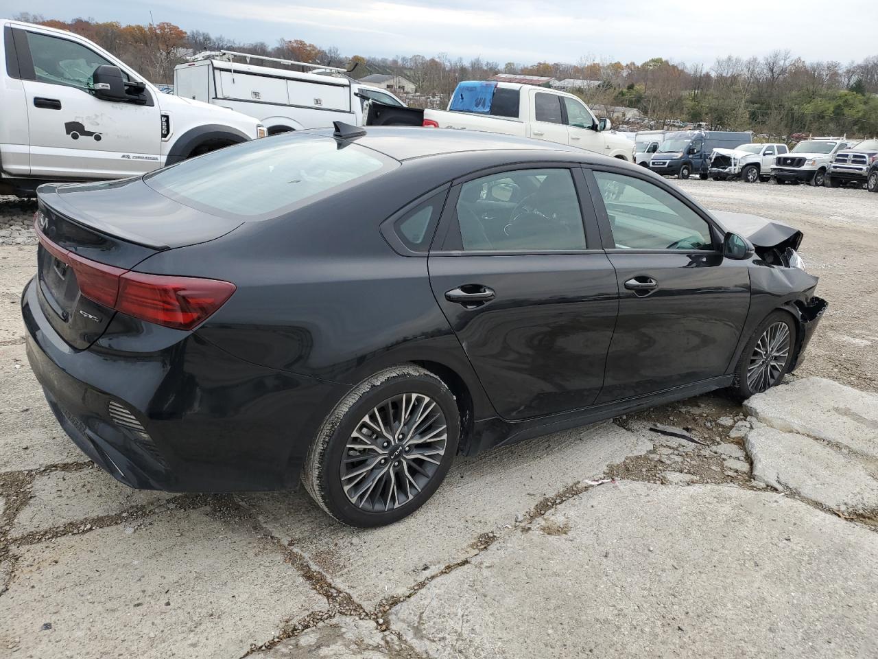 2024 Kia Forte - Image 3