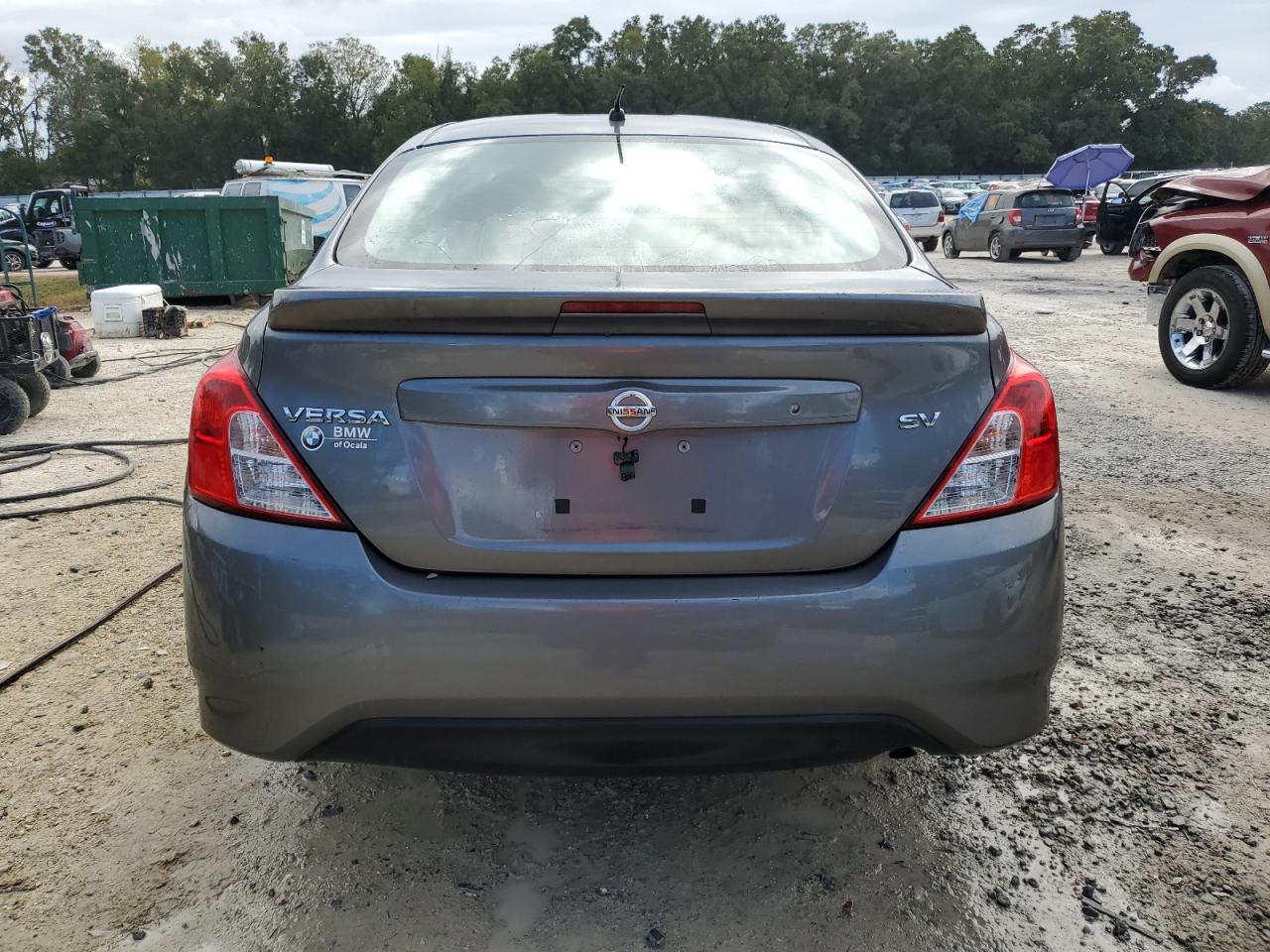 2017 Nissan Versa S VIN: 3N1CN7AP8HL817124 Lot: 79875054