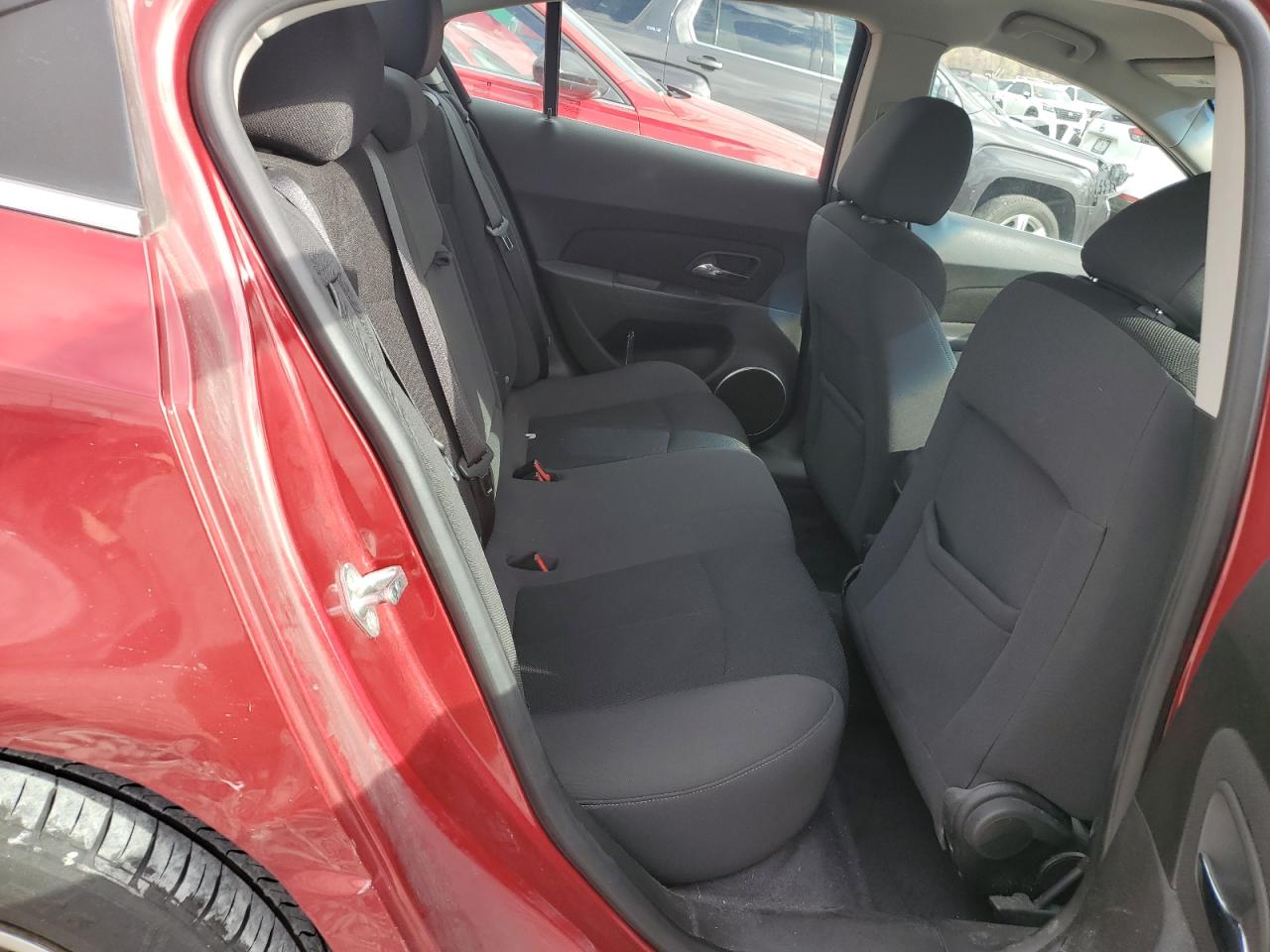 2011 Chevrolet Cruze - Image 10