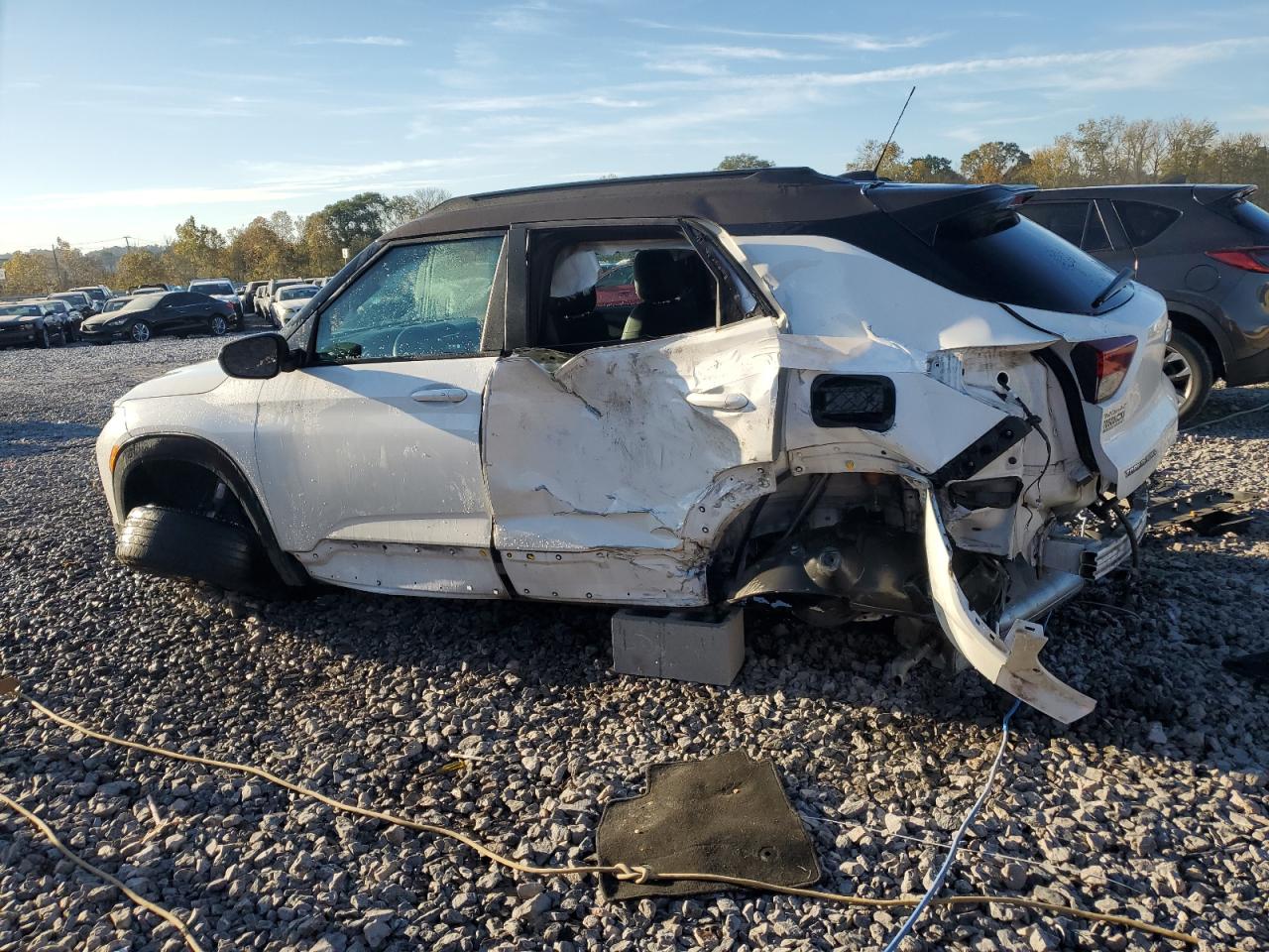 2021 Chevrolet TrailBlazer - Image 2