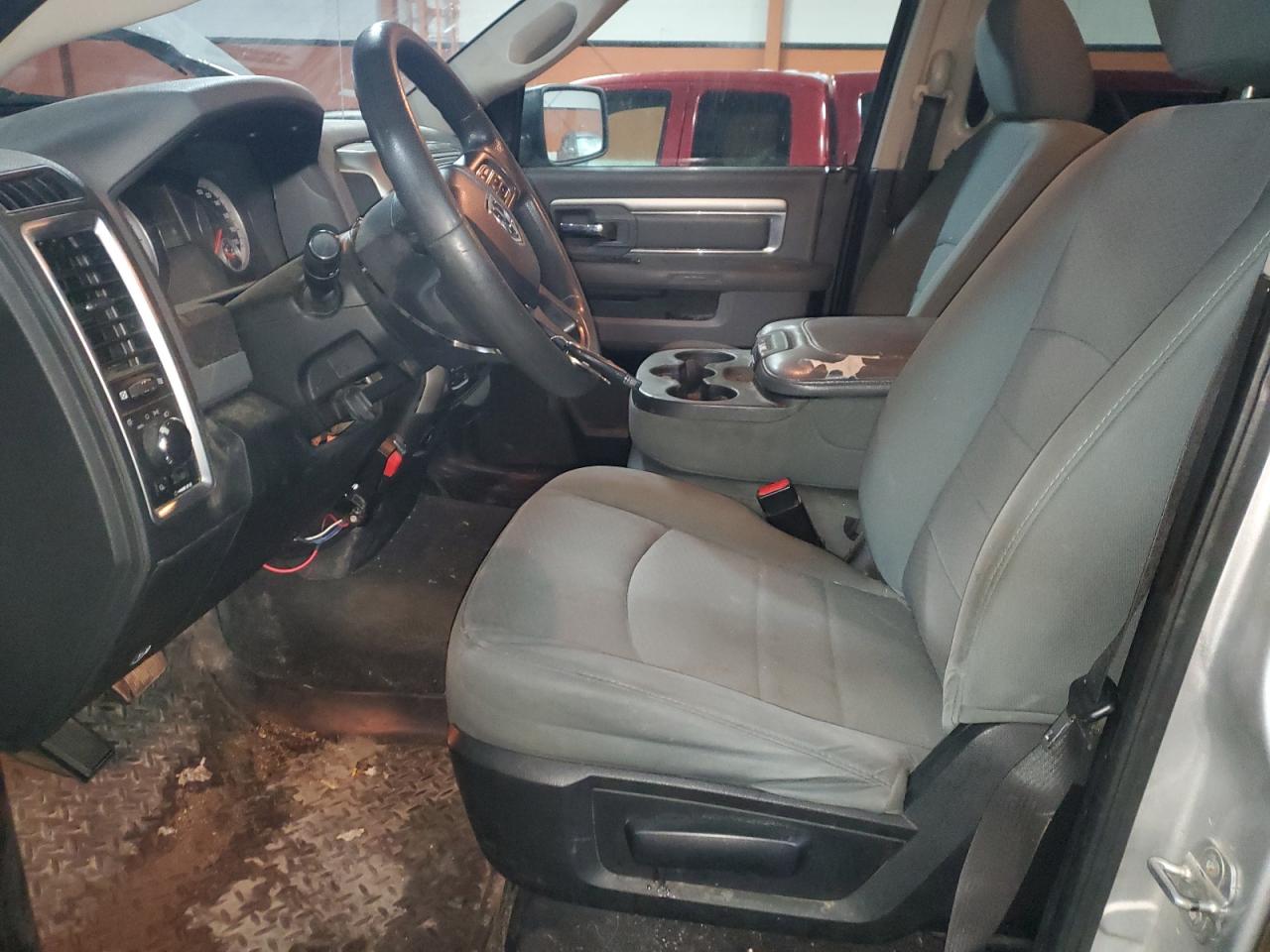 2014 RAM 1500 - Image 7