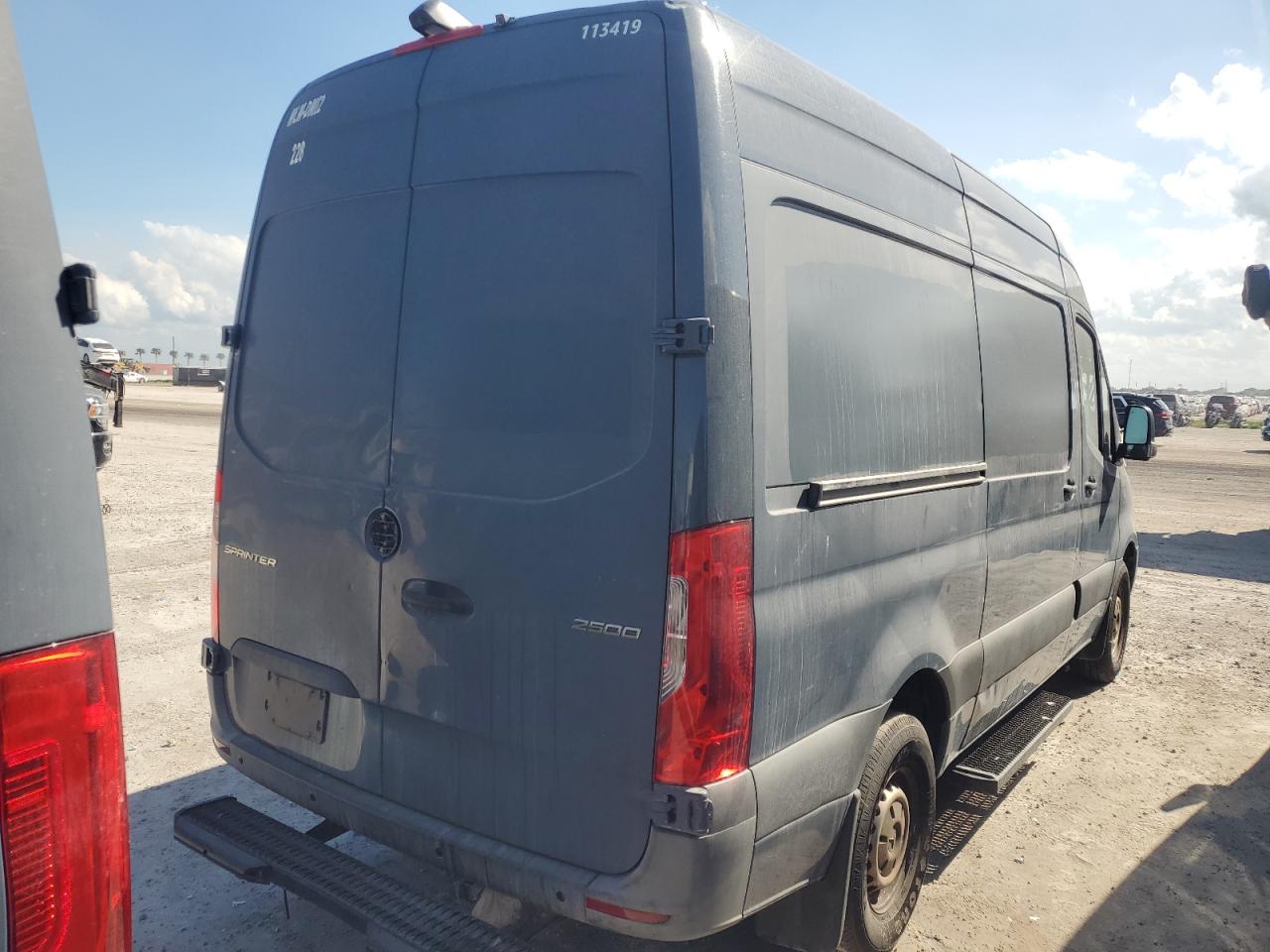 2019 Mercedes-Benz Sprinter 2500/3500 VIN: WD4PF0CD8KP092499 Lot: 74948494