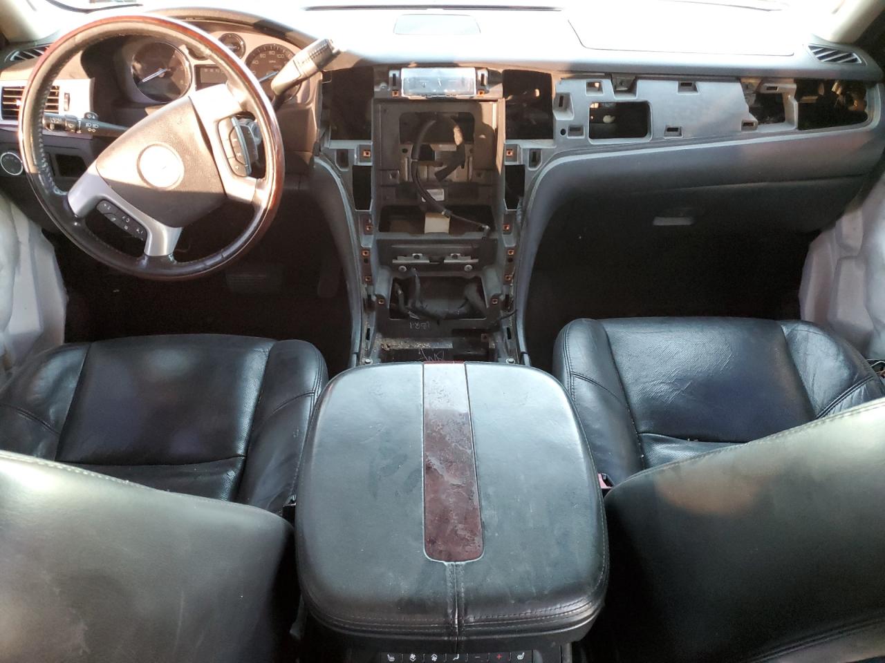 2007 Cadillac Escalade - Image 8