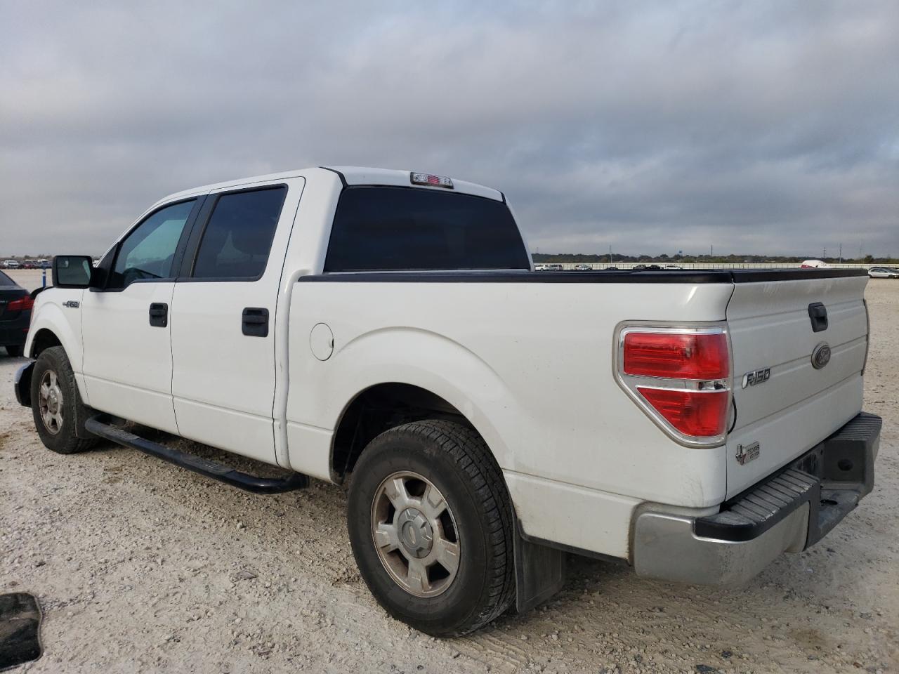 2011 Ford F-150 - Image 2