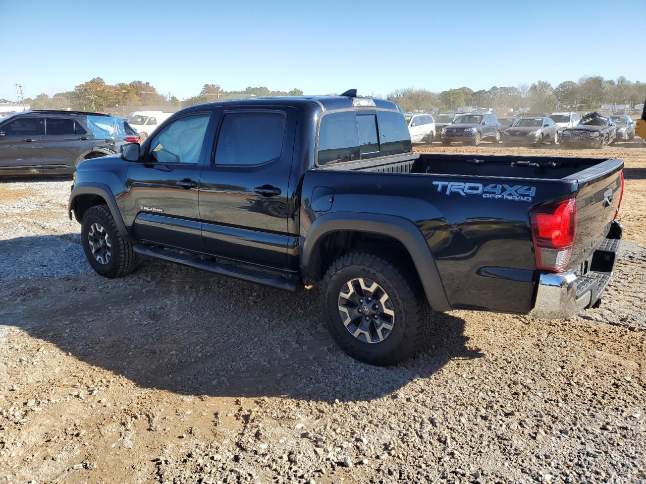 VIN 3TMCZ5AN5JM132583 2018 TOYOTA TACOMA no.2