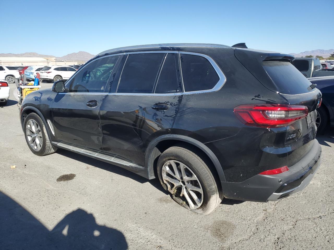 VIN 5UXJU2C52KLN65295 2019 BMW X5 no.2