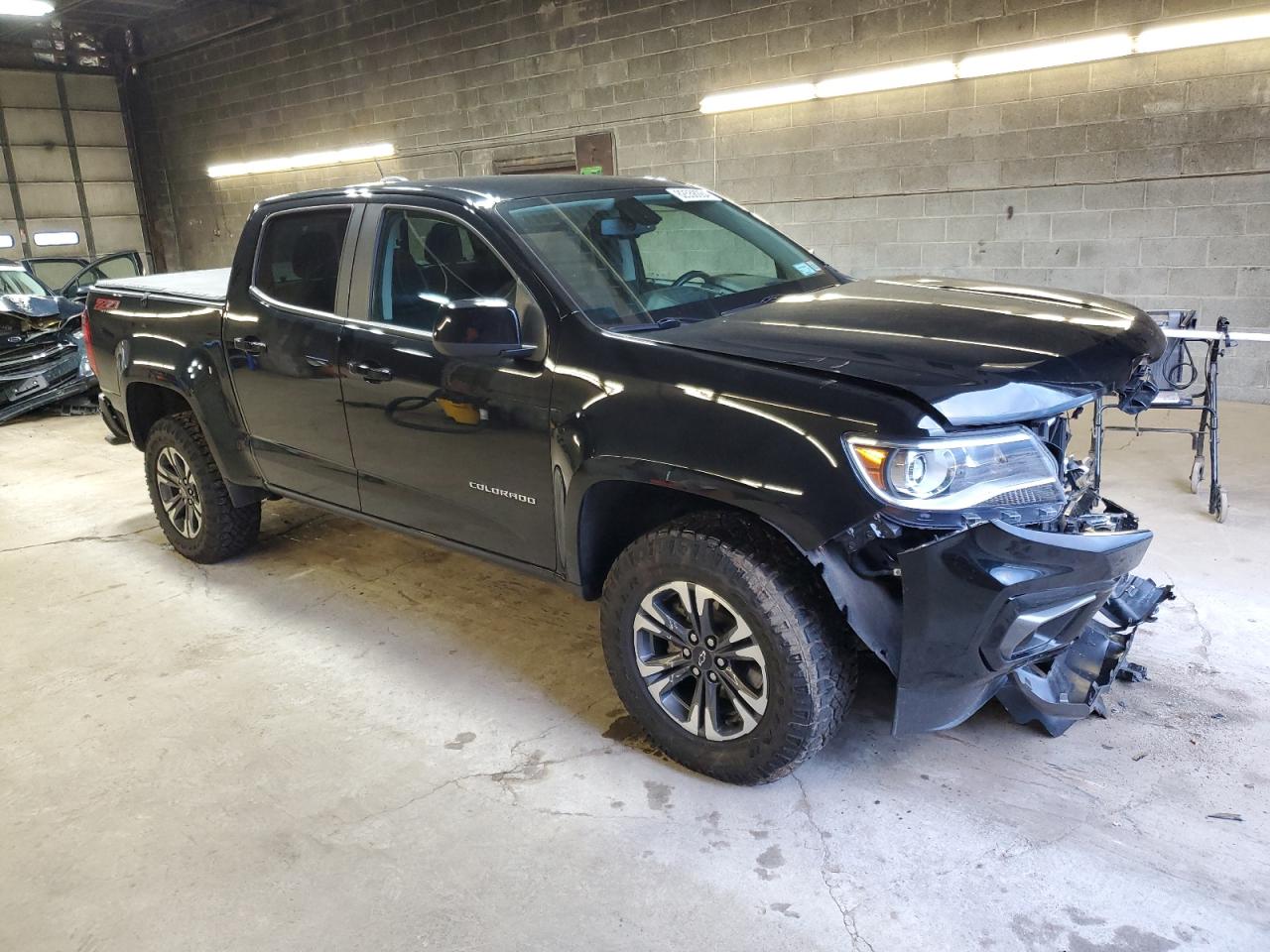 2022 Chevrolet Colorado - Image 4