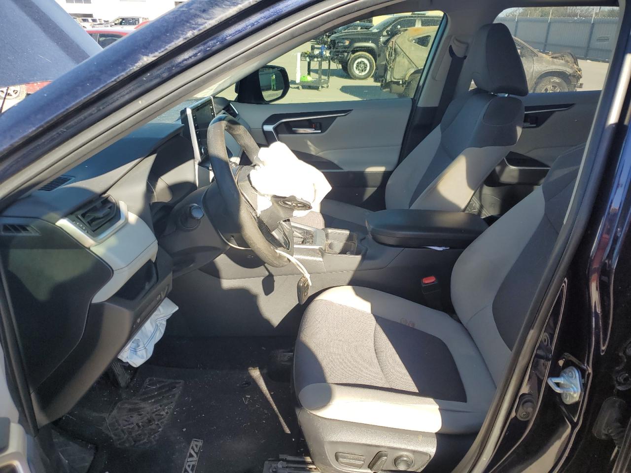 2019 Toyota RAV 4 - Image 7