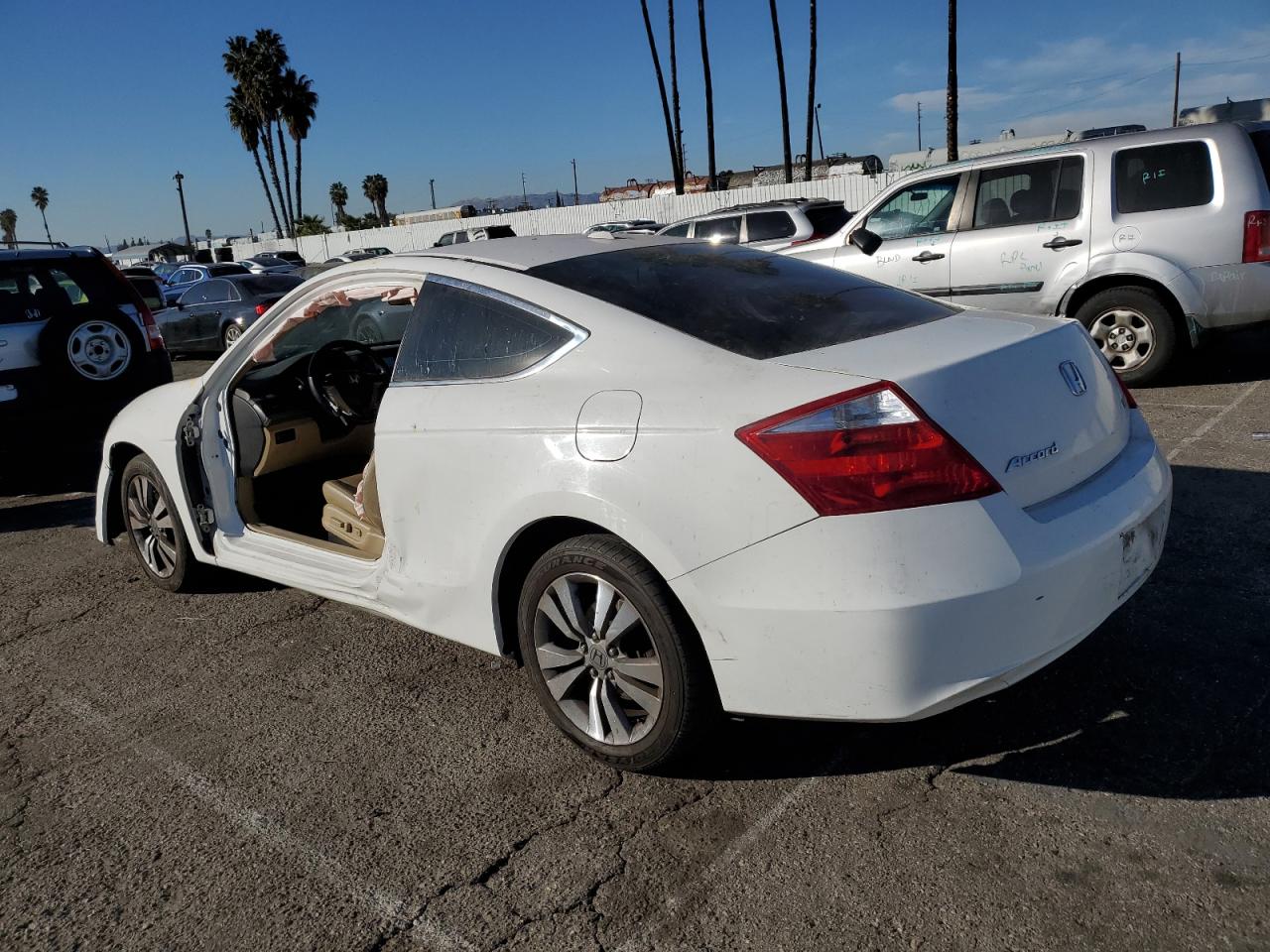 2009 Honda Accord - Image 2