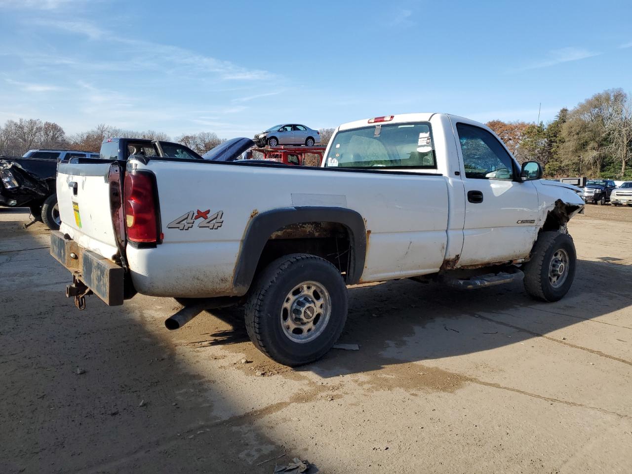 2004 Chevrolet Silverado - Image 3