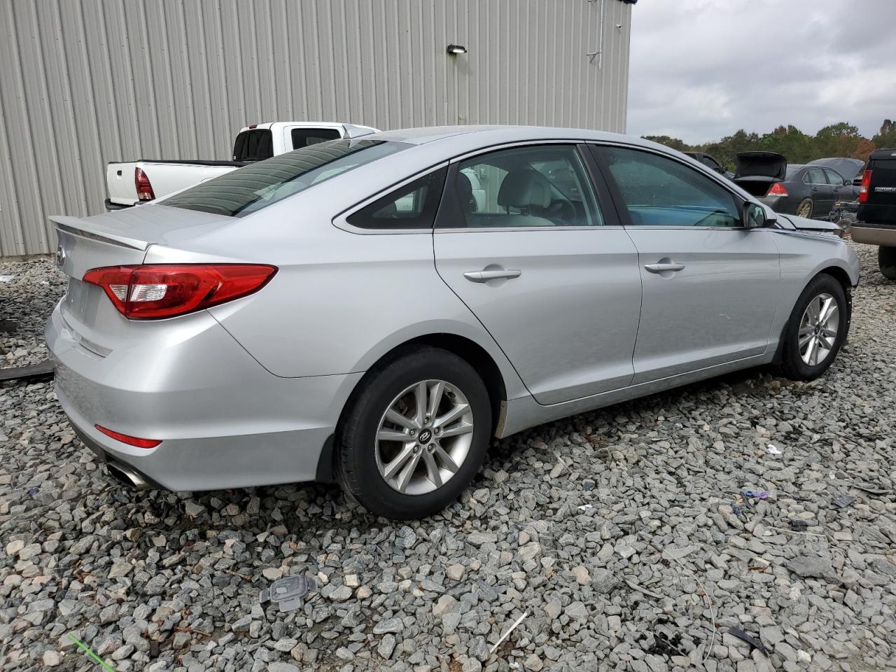 VIN 5NPE24AF6FH252583 2015 HYUNDAI SONATA no.3