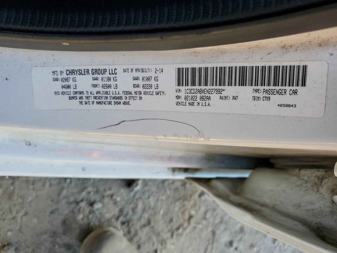 2014 Dodge Avenger - Image 14