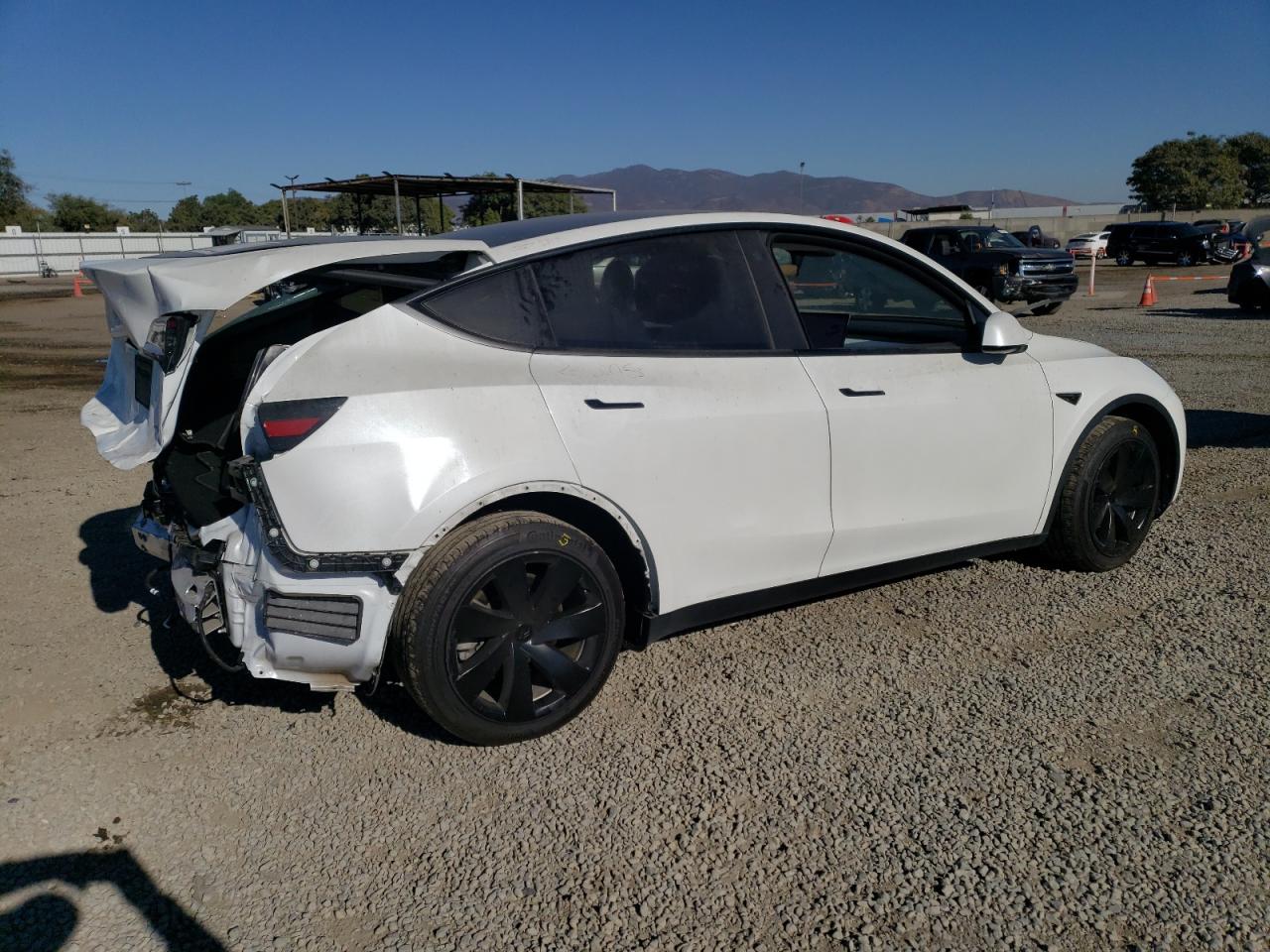 VIN 5YJYGDEEXMF246846 2021 TESLA MODEL Y no.3