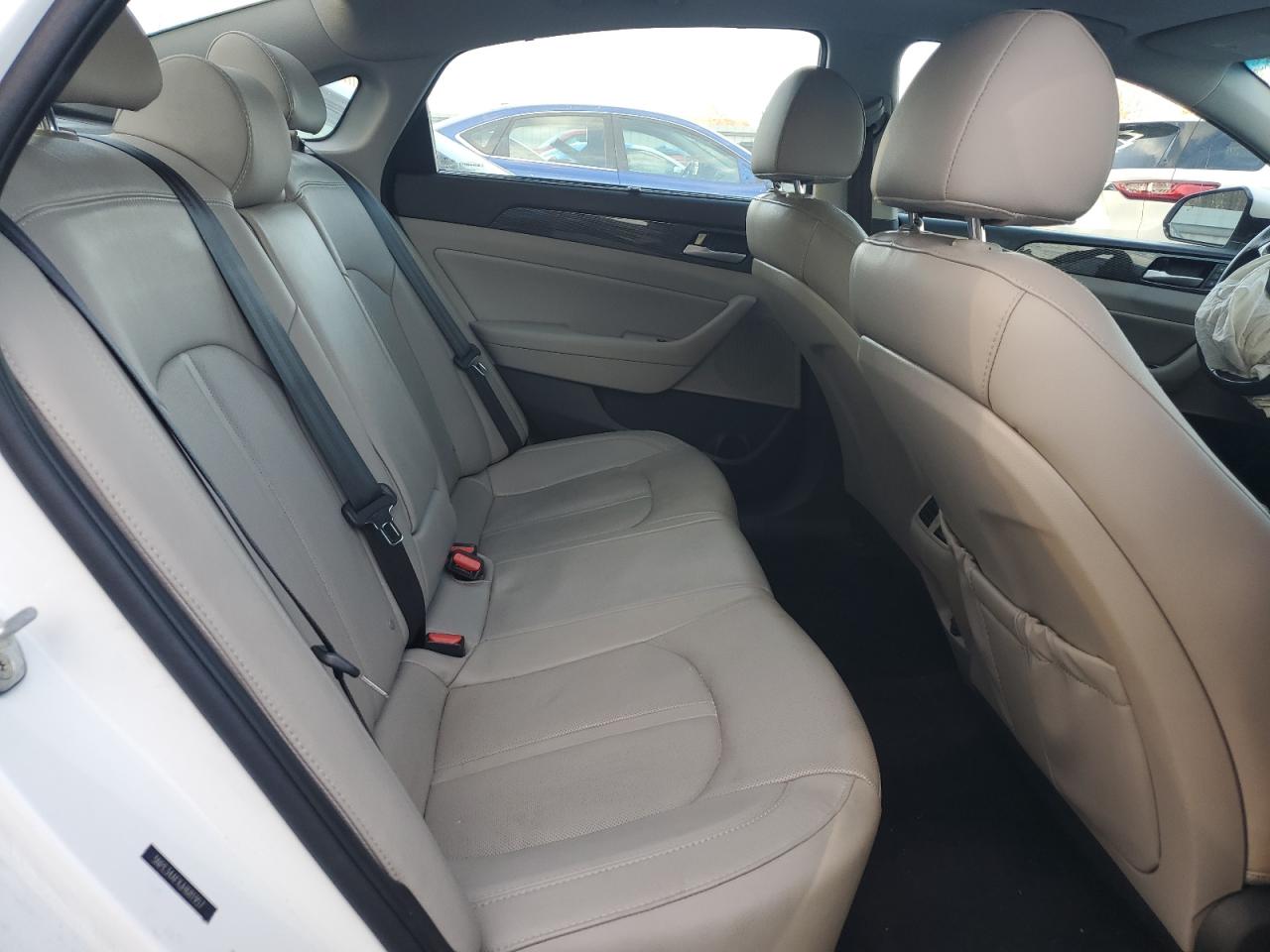 2018 Hyundai Sonata - Image 10