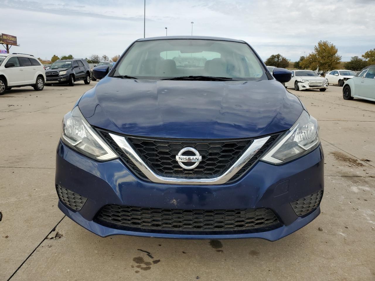 2016 Nissan Sentra - Image 5