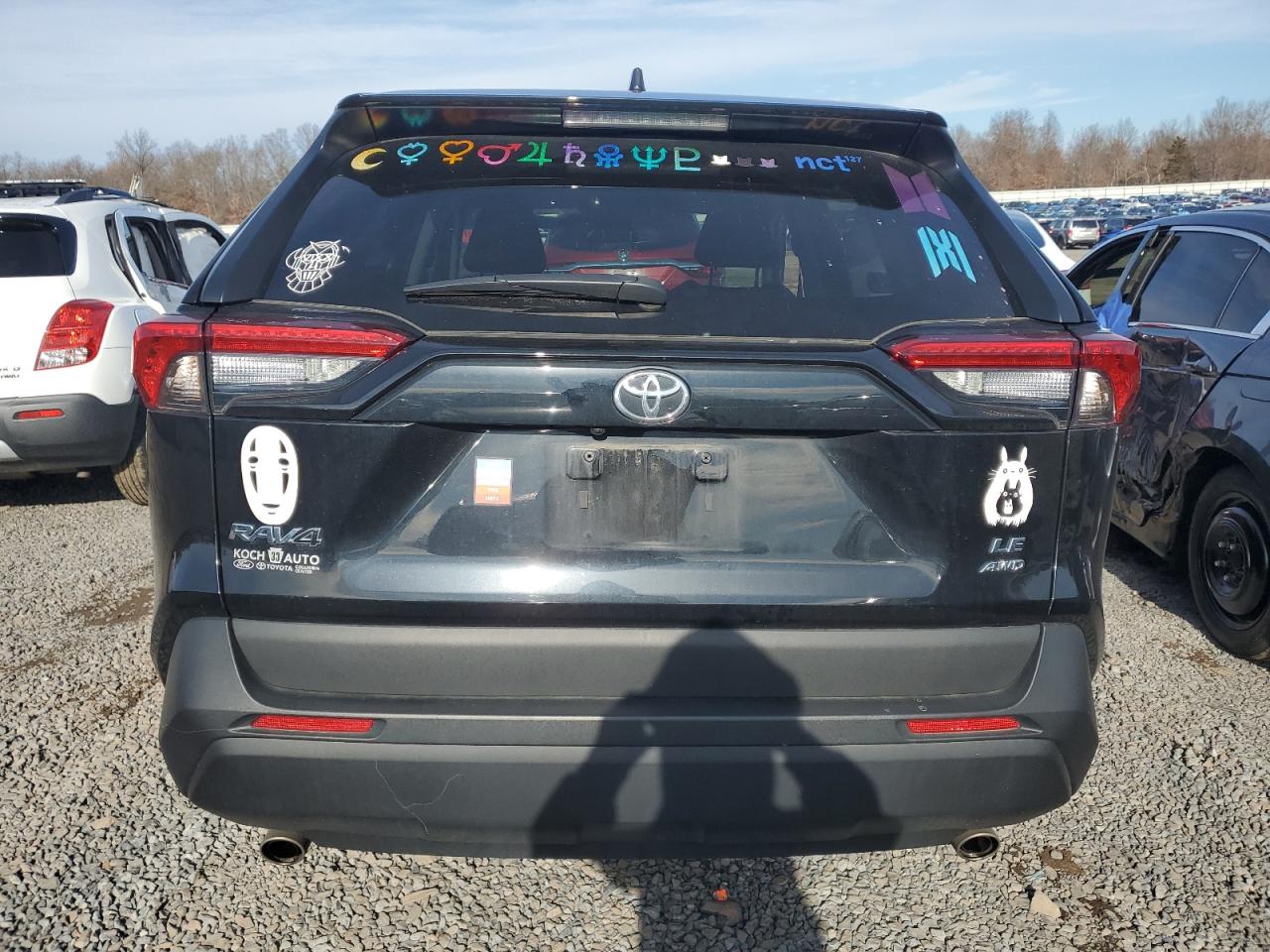 2022 Toyota RAV 4 - Image 6