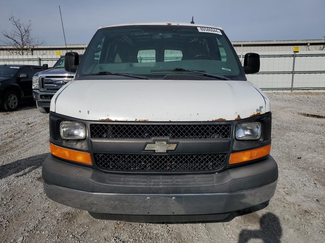 VIN 1GCWGFCA4D1142462 2013 CHEVROLET EXPRESS no.5