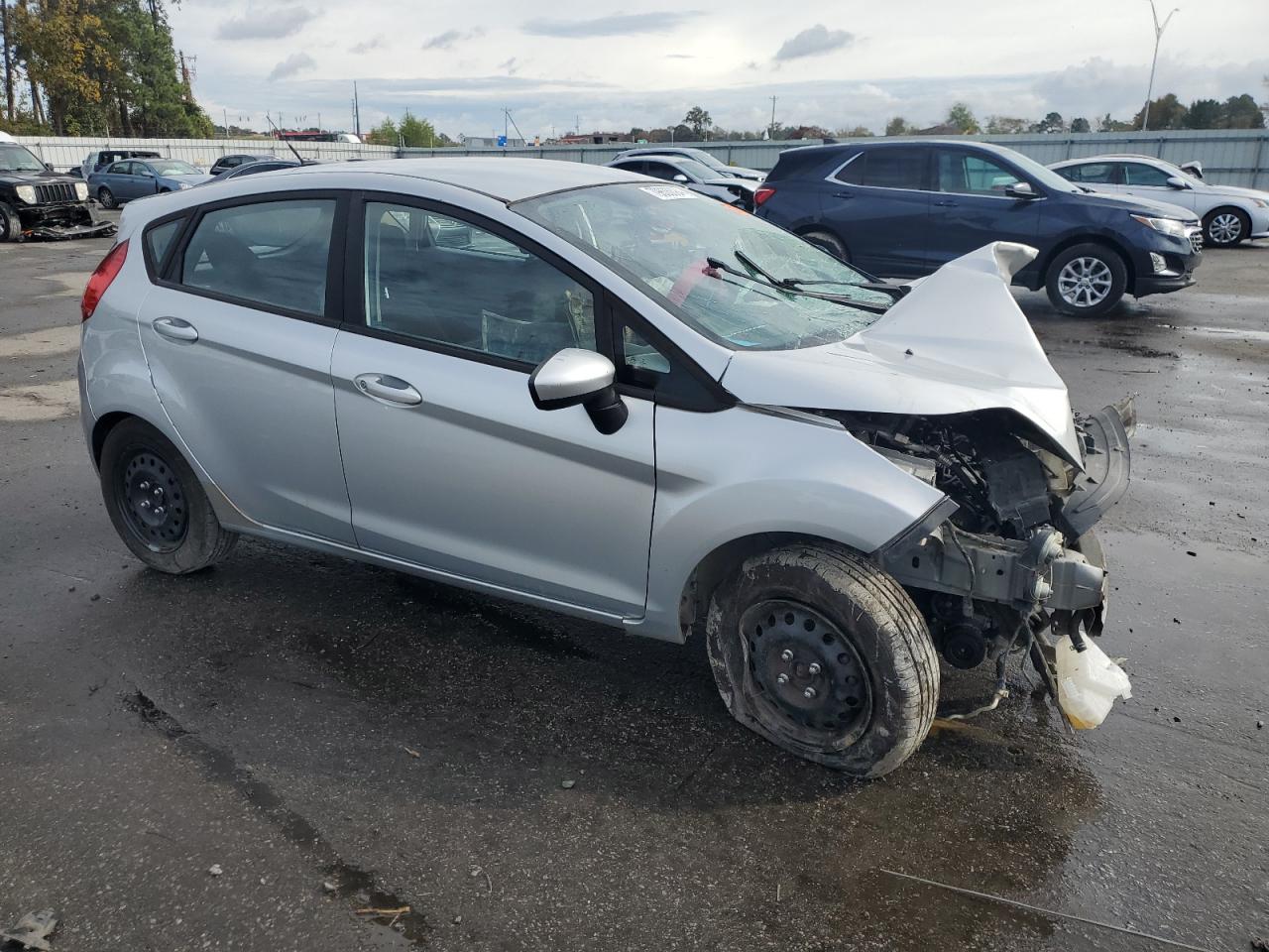 VIN 3FADP4TJ2FM179789 2015 FORD FIESTA no.4