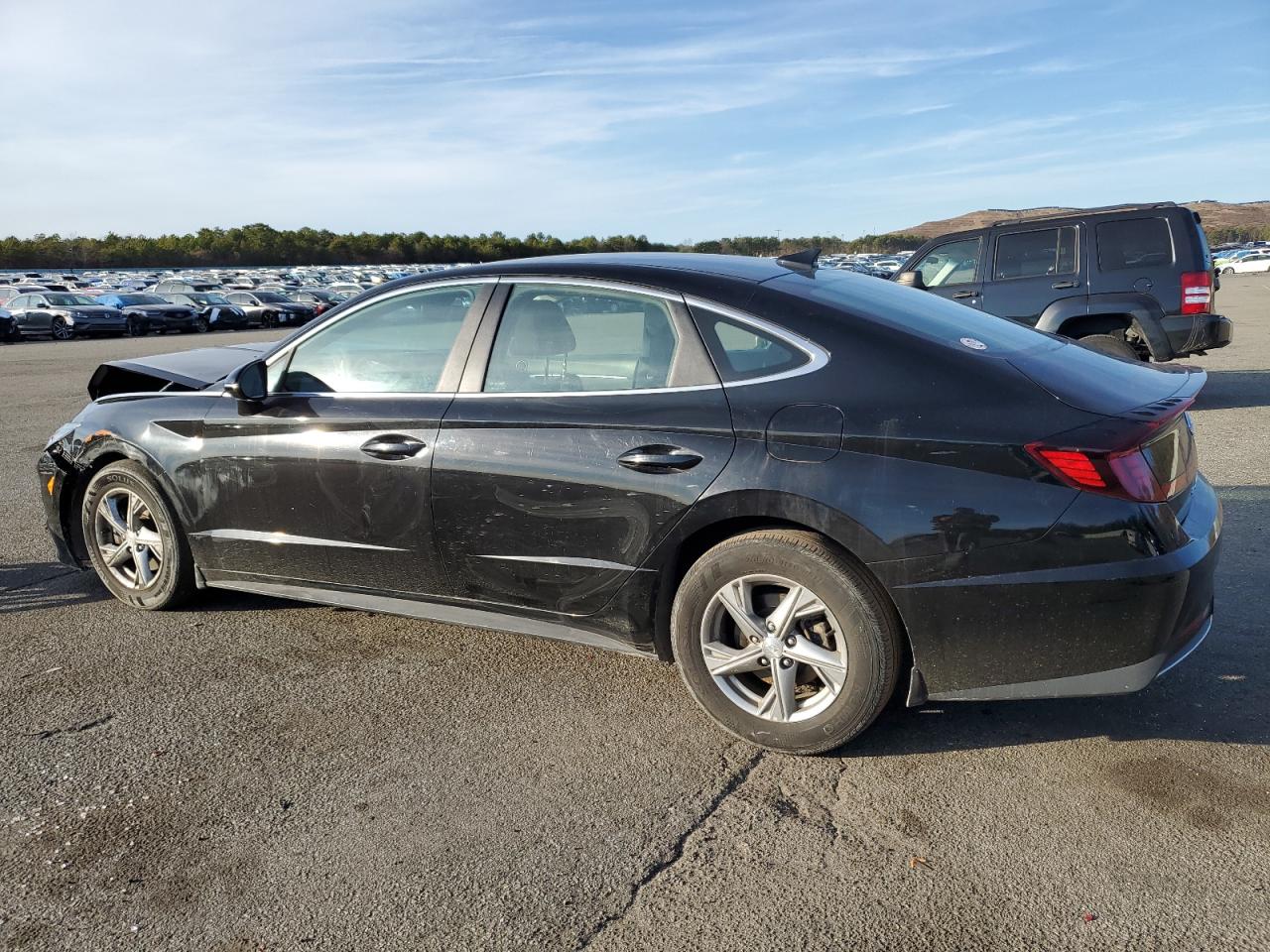 2023 Hyundai Sonata - Image 2