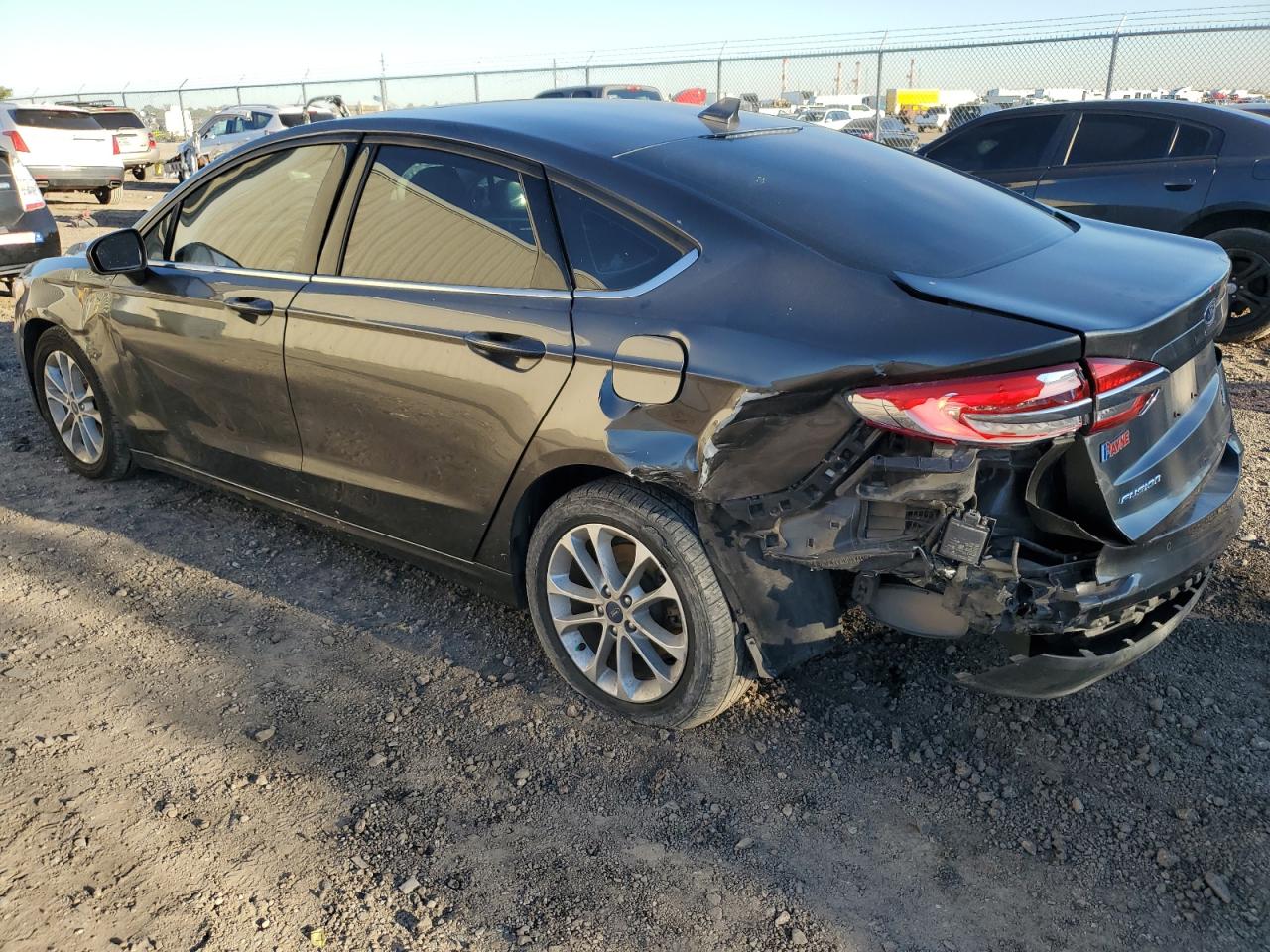 2020 Ford Fusion - Image 2