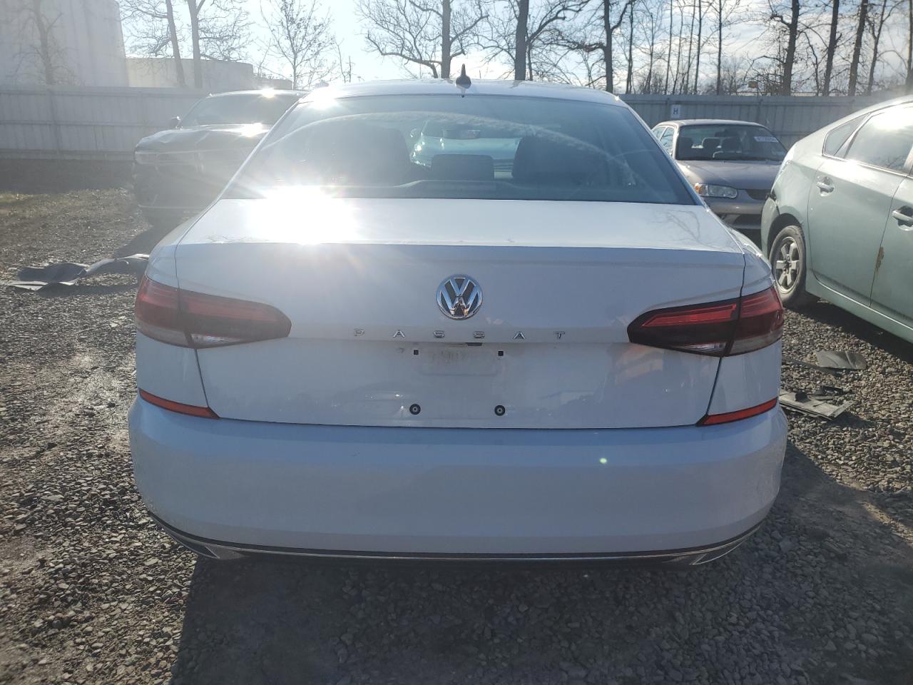 2020 Volkswagen Passat - Image 6